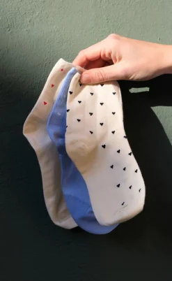 Black Colour Strømper - Alea - Creme W. Red Hearts