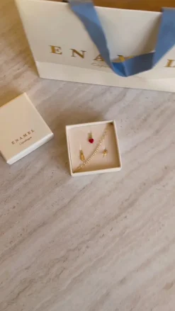 ENAMEL Copenhagen Vedhæng - My Mom - Gold Colour