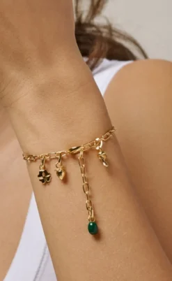 ENAMEL Copenhagen Vedhæng - Organic Clover - Gold Colour