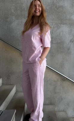 Freequent Bluse - Lava - Off White w. Fuchsia Pink