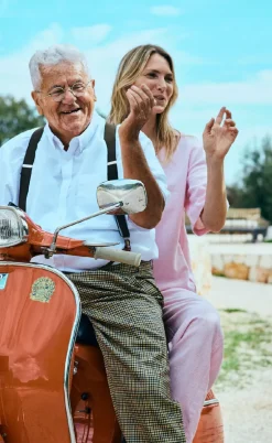 Freequent Bluse - Lava - Off White w. Fuchsia Pink