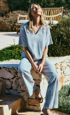 Freequent Bluse - Lavisco - Star Off-white w. Navy Blazer