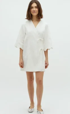 Global Funk Kjole - Antaja Scallop-G - White