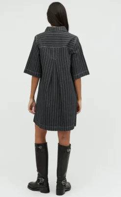 Global Funk Kjole - Mira-G - Dark Grey Pinstripe