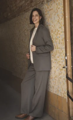 Love & Divine Blazer - Love1181 - Earth