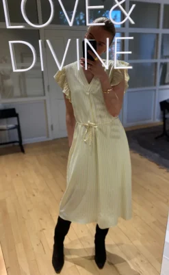 Love & Divine Kjole - Love1383 - Baby Pink/Stripe