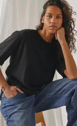 Love & Divine T-Shirt - Love1229 - Black