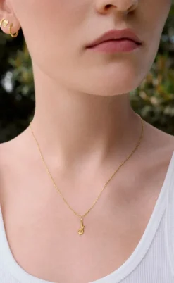 Maanesten Halskæde - J Alphabet - Gold Colour