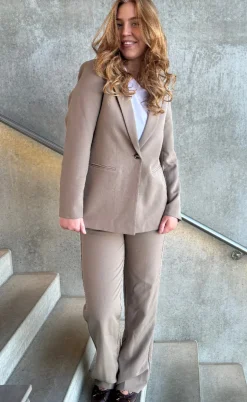 Neo Noir Blazer - Avery Suit - Dusty Brown