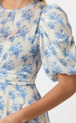 Neo Noir Kjole - Kikka Wild Rose - Light Blue