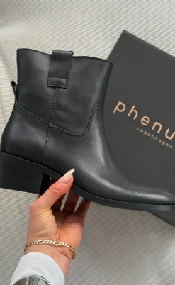 Phenumb Støvler - Martina Low - Leather Black
