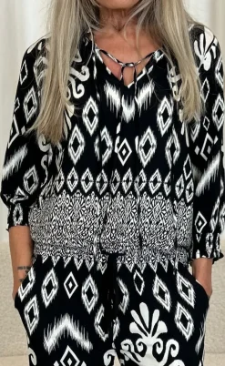 Say INA Copenhagen Bluse - Tora - Black/White Paisley