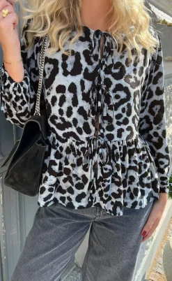 Say INA Copenhagen Bluse - Poplin - Grey Leopard