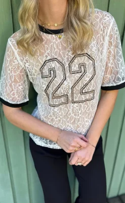 Say INA Copenhagen Bluse - Susanna Football - White Lace (vendbar)