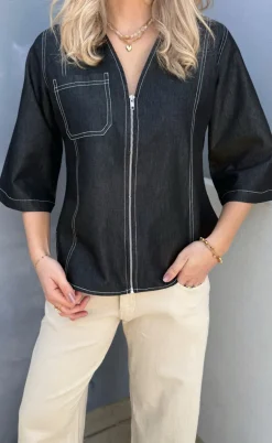 Say INA Copenhagen Bluse - Zenia Zipper - Black Denim