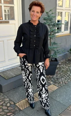 Say INA Copenhagen Bukser - Tora - Black/White Paisley