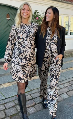 Say INA Copenhagen Kjole - Hazel - Brown Leaf