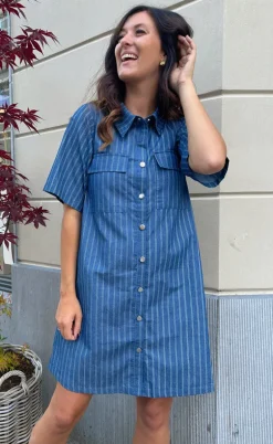 Say INA Copenhagen Kjole - Sif - Denim Blue Pinstripe