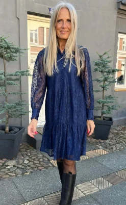 Say INA Copenhagen Kjole - Dalia - Navy Blue