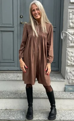 Say INA Copenhagen Kjole - Loui - Brown