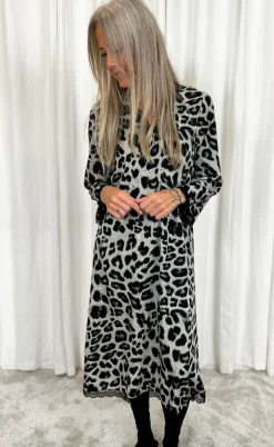 Say INA Copenhagen Kjole - Safina - Grey Leopard