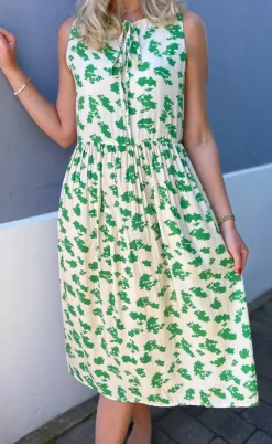 Say INA Copenhagen Kjole - Heidi - White/Green Flowers