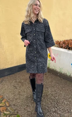 Say INA Copenhagen Kjole - Calla - Zebra