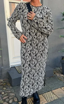 Say INA Copenhagen Kjole - Lanza - Black W. White Paisley