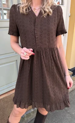 Say INA Copenhagen Kjole - Catja Summer - Mocca Broderie Anglaise