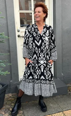 Say INA Copenhagen Kjole - Olinda - White / Black Paisley
