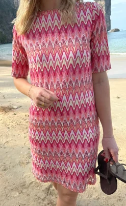 Say INA Copenhagen Kjole - Diana - Pink Zig Zag