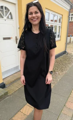 Say INA Copenhagen Kjole - Aria - Black