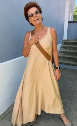 Say INA Copenhagen Kjole - Klara - Camel