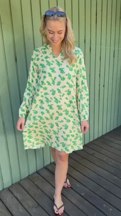 Say INA Copenhagen Kjole - Mira - White / Green Flowers