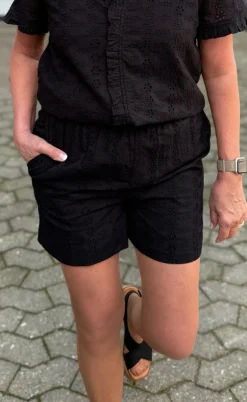 Say INA Copenhagen Shorts - Catja - Black Broderie Anglaise