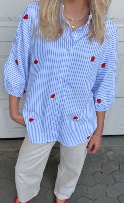 Say INA Copenhagen Skjorte - Selma - Blue Striped W. Strawberries