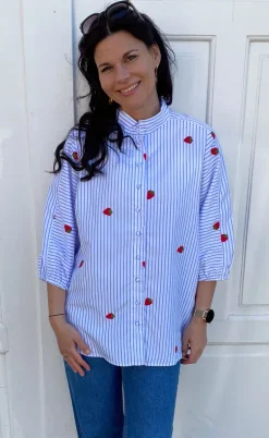 Say INA Copenhagen Skjorte - Selma - Blue Striped W. Strawberries