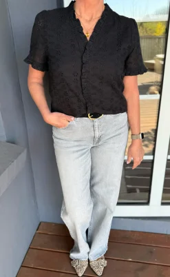 Say INA Copenhagen Top - Catja - Black Broderie Anglaise