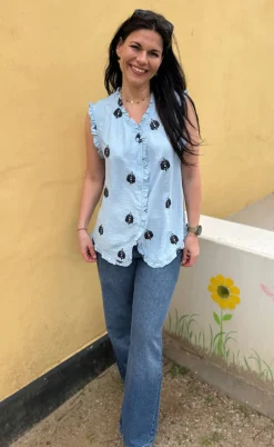 Say INA Copenhagen Top - Melania - Blue w. Black Embroidery