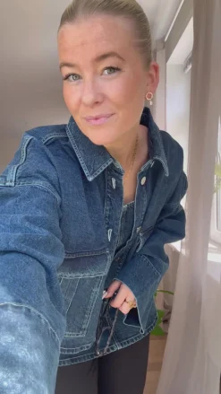 Smykkeli Copenhagen Øreringe - Hammered Pearl - Gold Colour