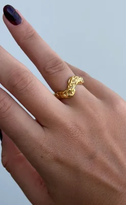 Smykkeli Copenhagen Ring - Helena Hammered - Golden