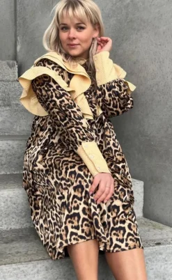 Stories From The Atelier Kjole - The Moment - Lep